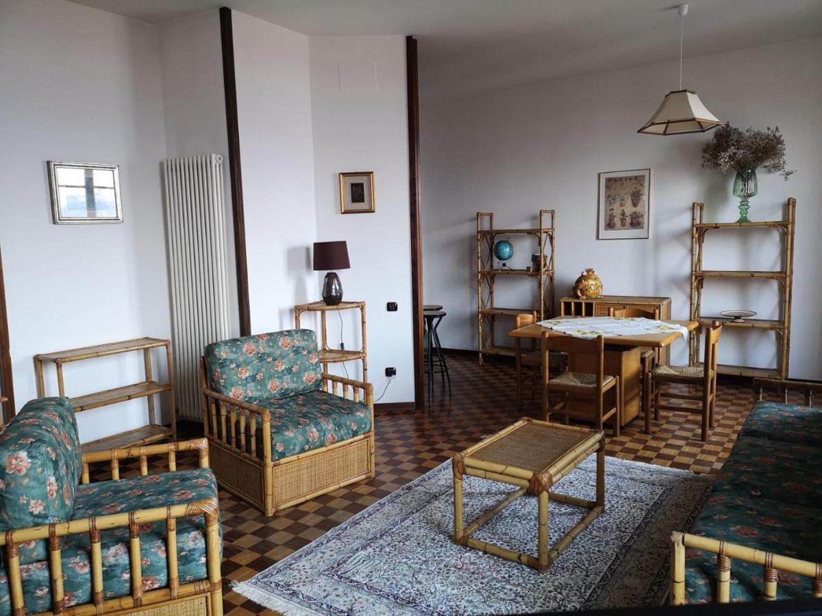 Appartamento Le Due Rocche أرونا المظهر الخارجي الصورة